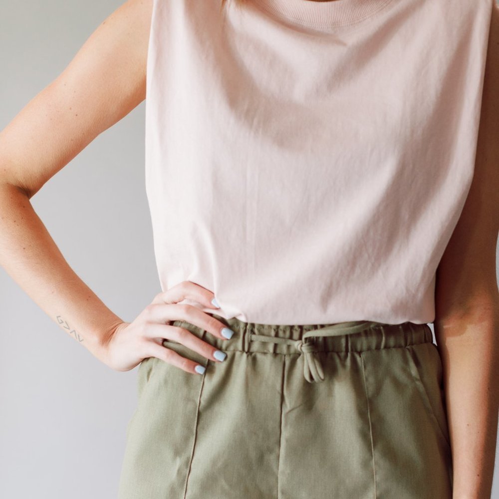 🆕 BLUSH ROSE TEE - Picture 6 of 11